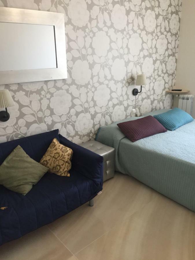 Bed and Breakfast Aquila House CTA Exterior foto