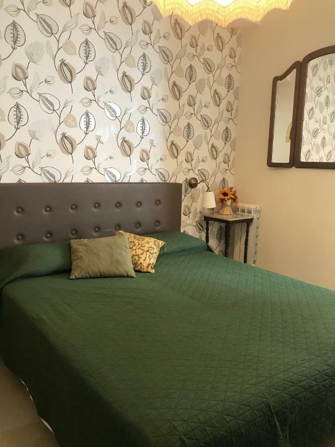 Bed and Breakfast Aquila House CTA Exterior foto